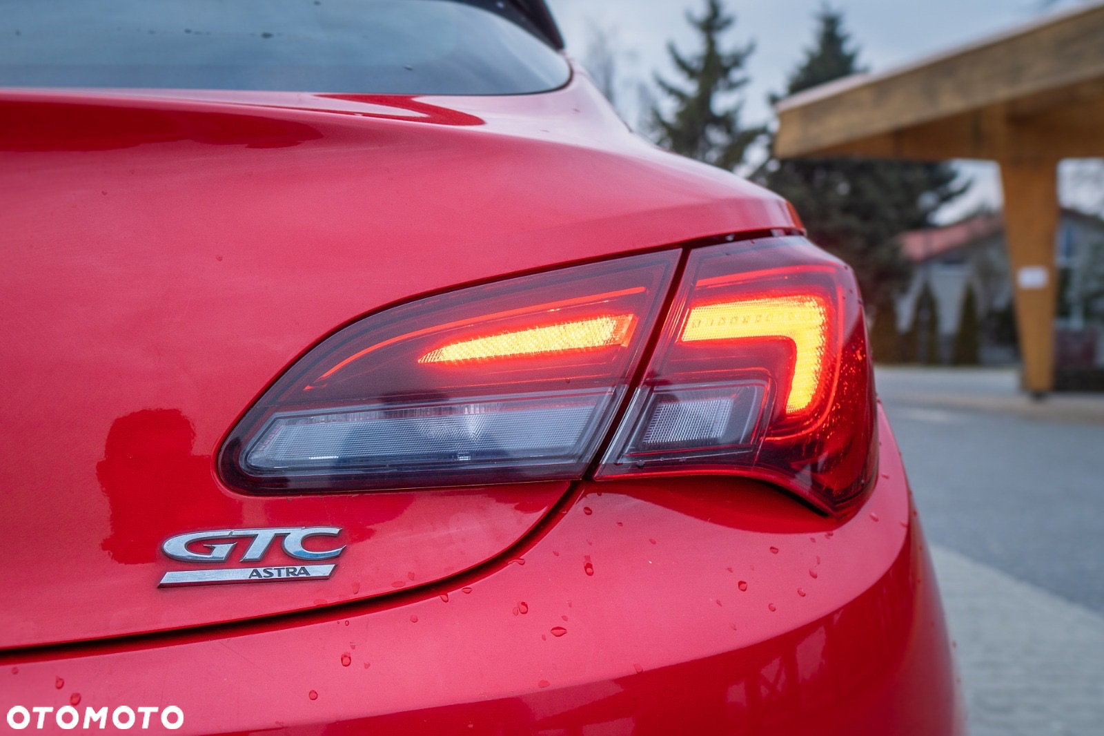 Opel Astra IV GTC 1.4 T Sport S&S EU6 - 7