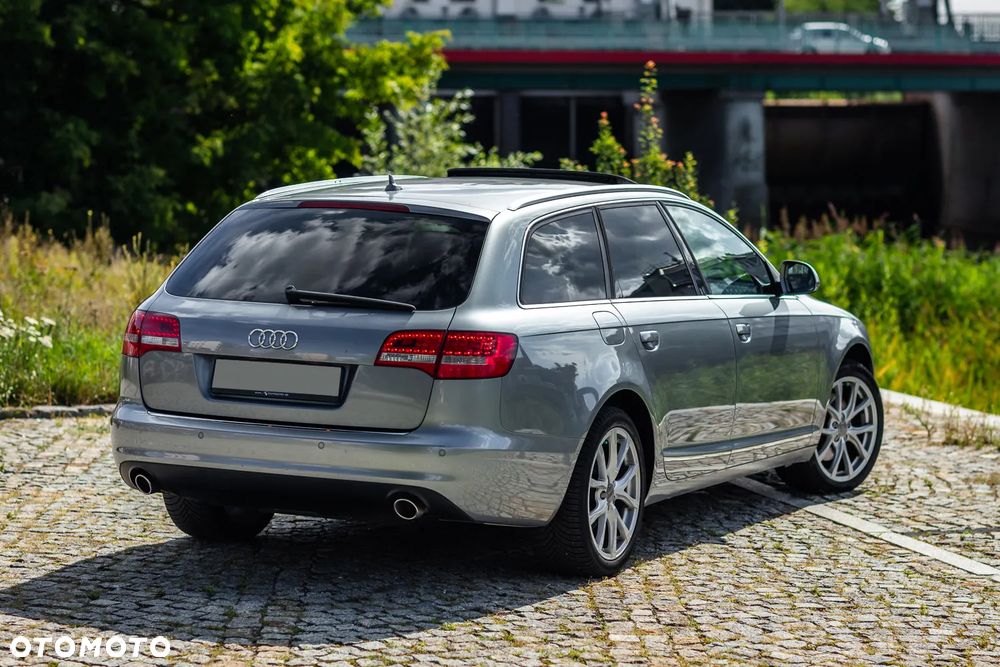 Audi A6 Avant 2.7 TDI DPF quattro tiptronic - 11