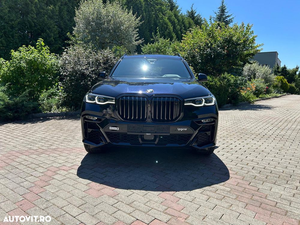 BMW X7 M50i - 3