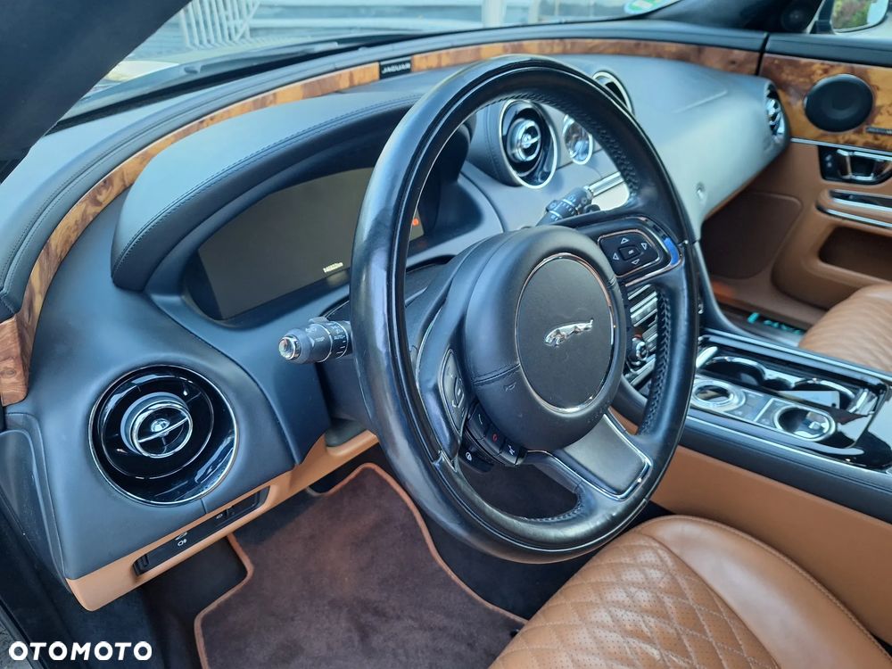Jaguar XJ 3.0 V6 Kompressor AWD Langversion Portfolio - 24