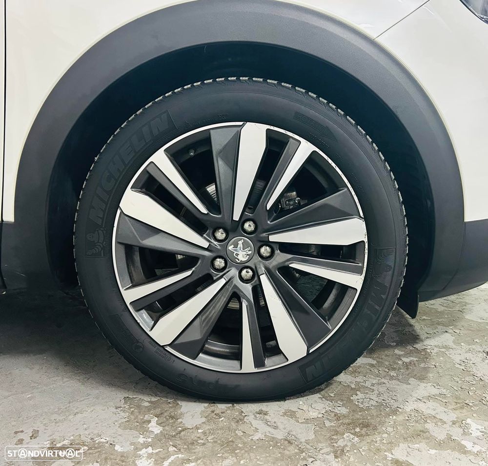 Peugeot 3008 PureTech 130 Stop & Start GPF EAT8 Allure - 20