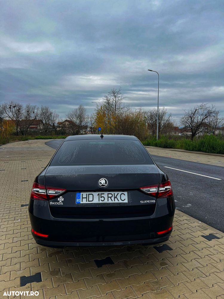 Skoda Superb 1.6 TDI DSG Style - 7