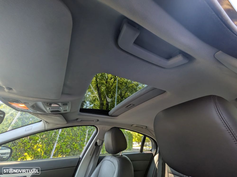 Jaguar XF 2.7 D V6 Premium Luxury - 20