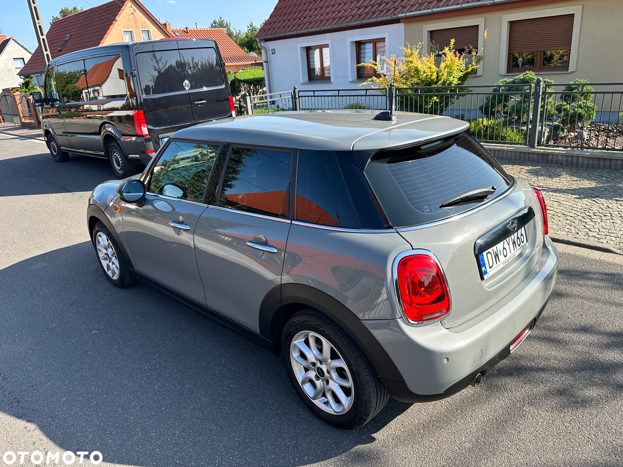 MINI Cooper Standard - 36