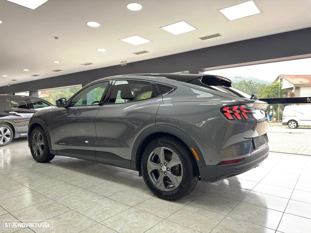 Ford Mustang Mach-E AWD PREMIUM - 8