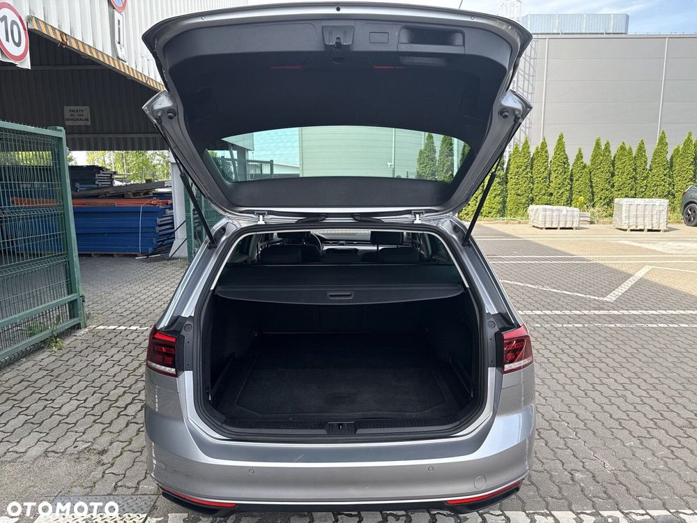 Volkswagen Passat Variant 2.0 TDI EVO Business DSG - 30