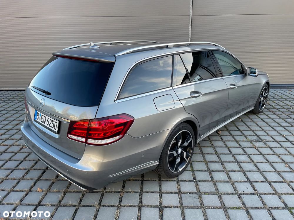 Mercedes-Benz Klasa E ver-350-d-4matic-t-9g--tronic-avantgarde - 27