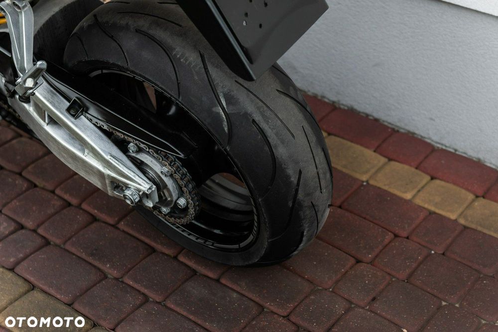 Honda CBR - 8
