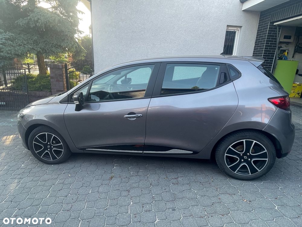Renault Clio - 6