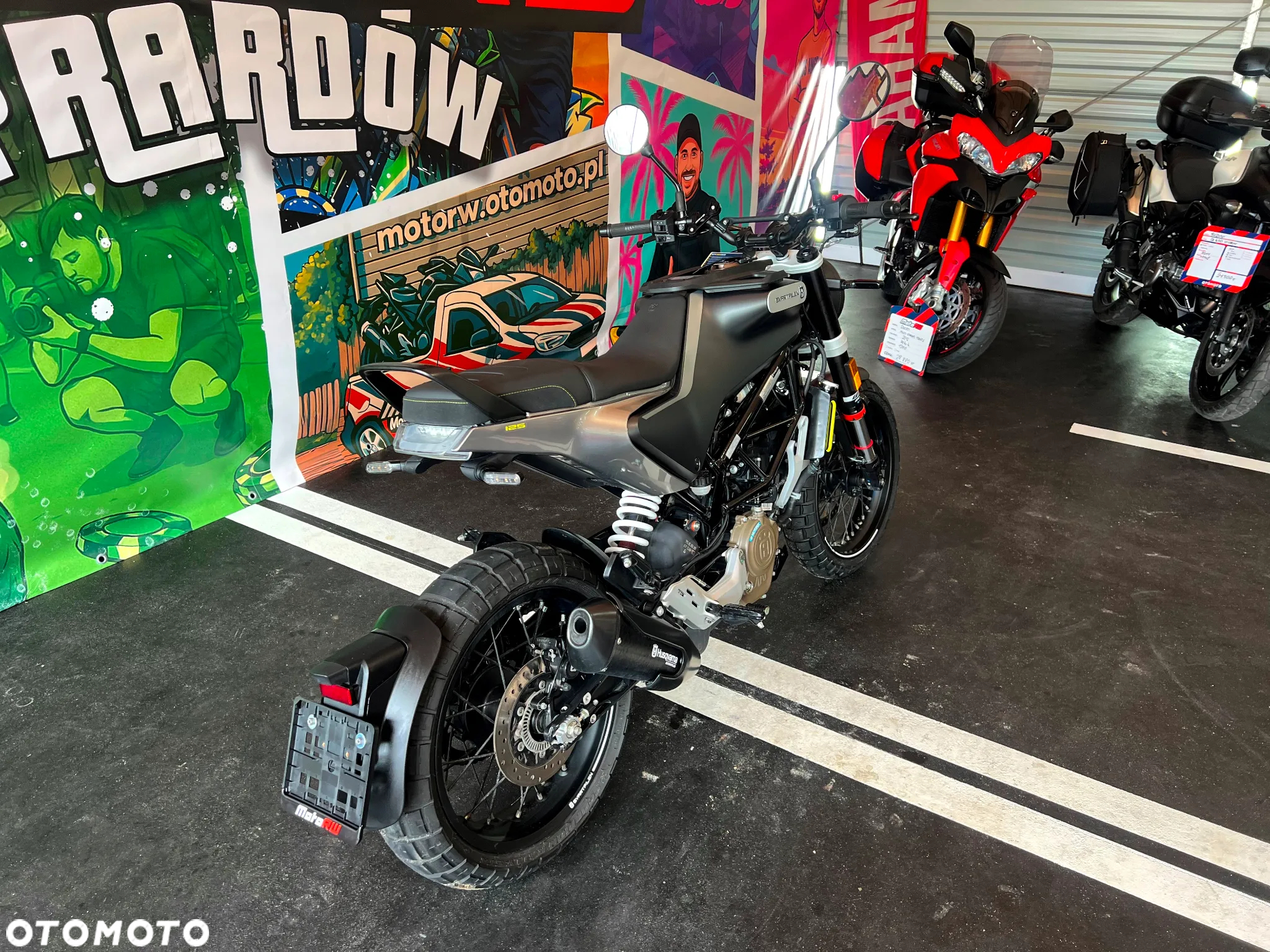 Husqvarna Svartpilen - 6