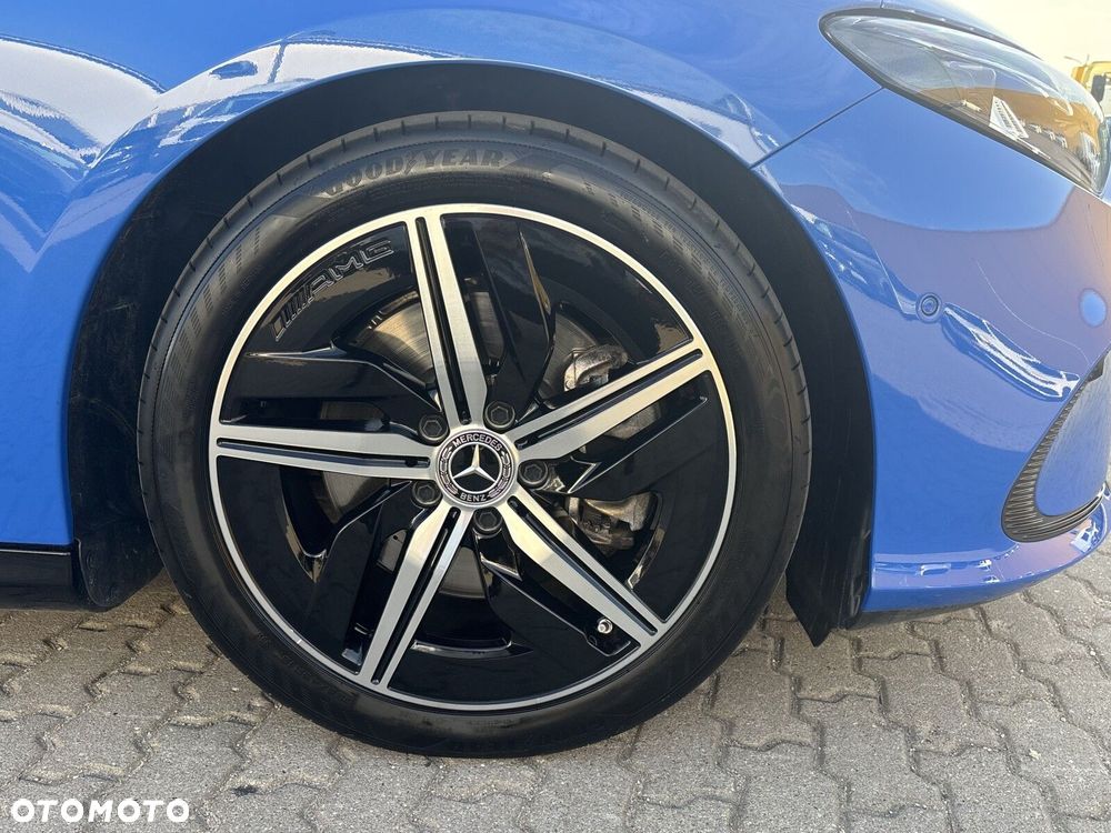 Mercedes-Benz CLA - 10