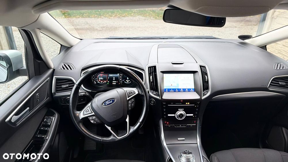 Ford S-Max 2.0 EcoBlue Titanium - 37