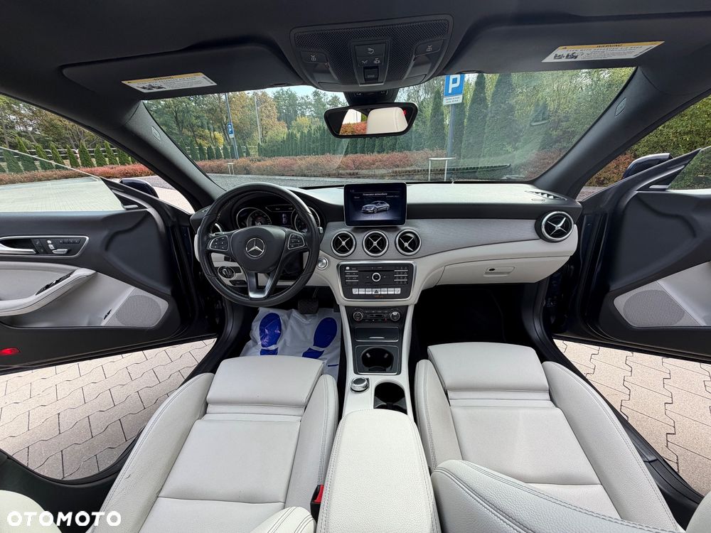 Mercedes-Benz CLA - 18