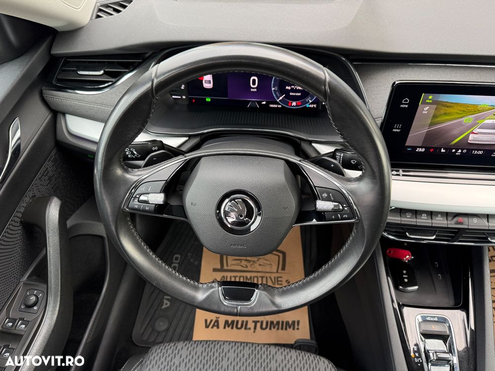 Skoda Octavia 2.0 TDI DSG 4X4 Style - 26