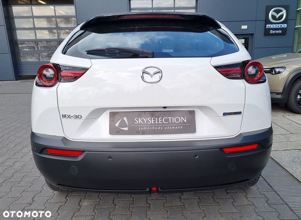 Mazda MX-30 - 4