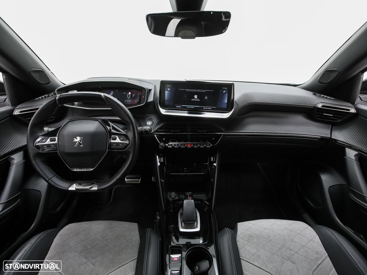 Peugeot e-2008 50 kWh GT - 6