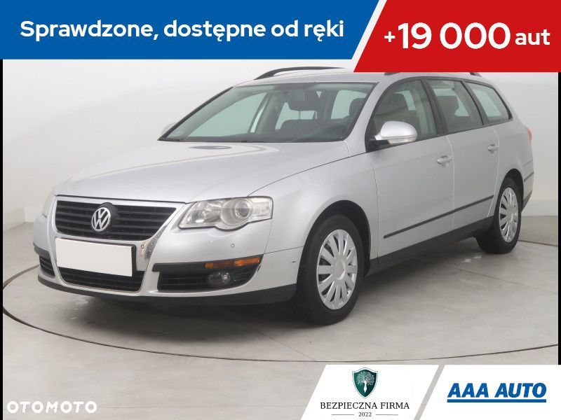 Volkswagen Passat Variant - 2