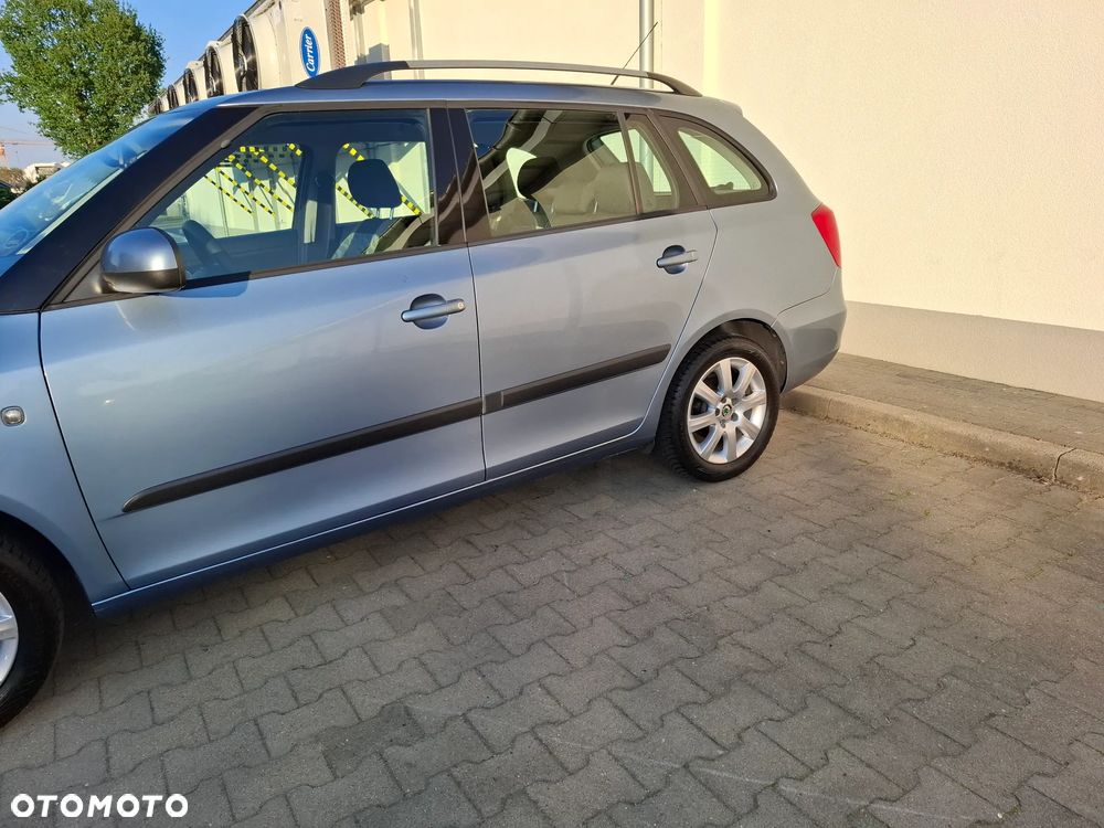 Skoda Fabia 1.4 16V Comfort - 6