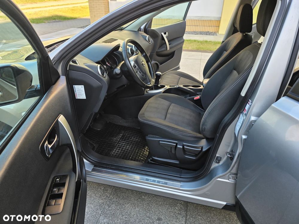 Nissan Qashqai 1.6 I-Way - 23