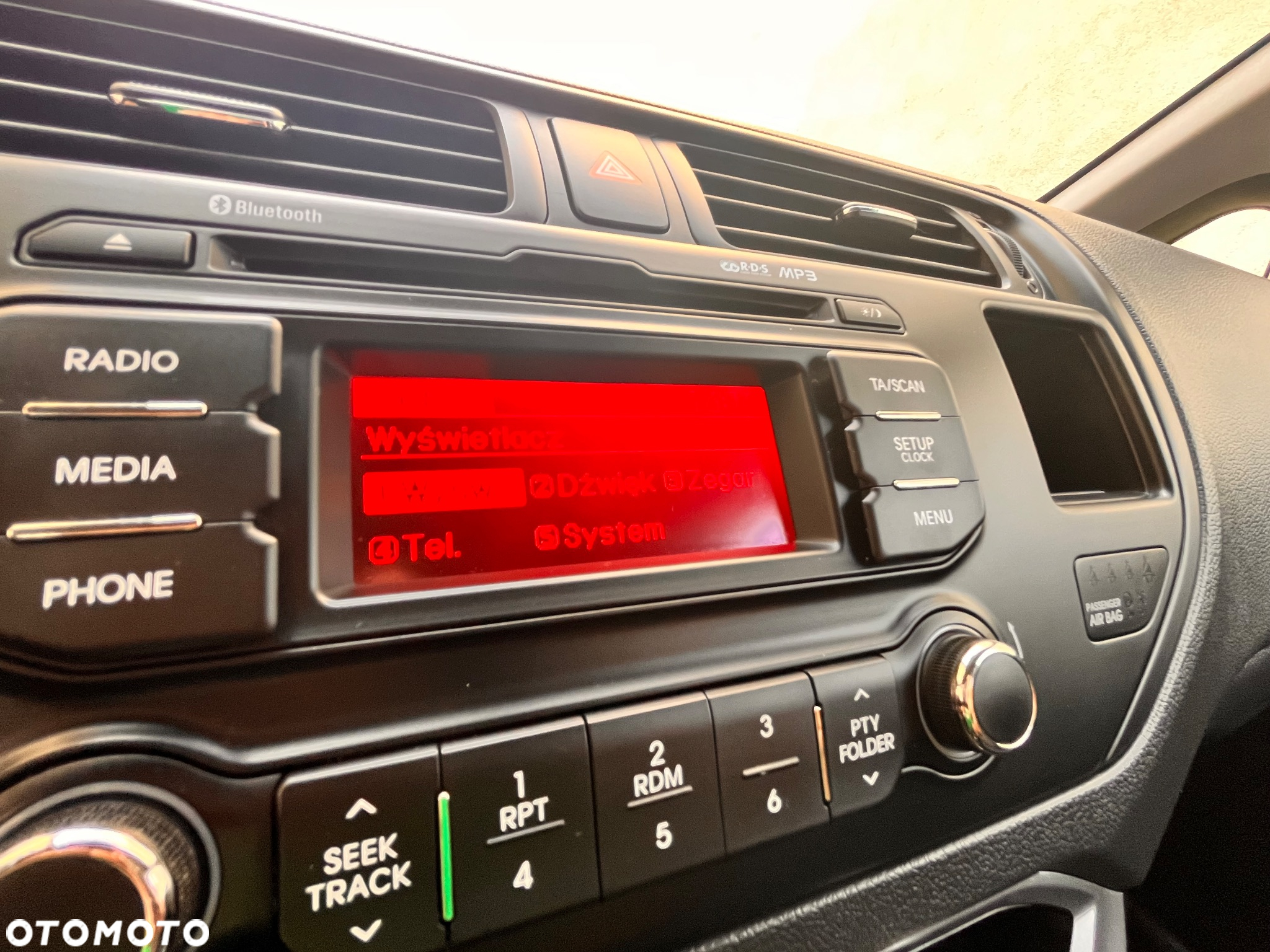 Kia Rio 1.2 Dream Team Edition - 23