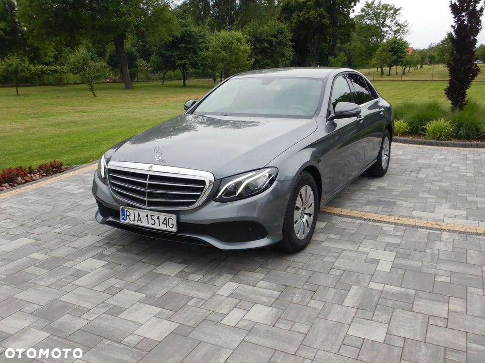 Mercedes-Benz Klasa E 220 d 9G-TRONIC Exclusive - 1