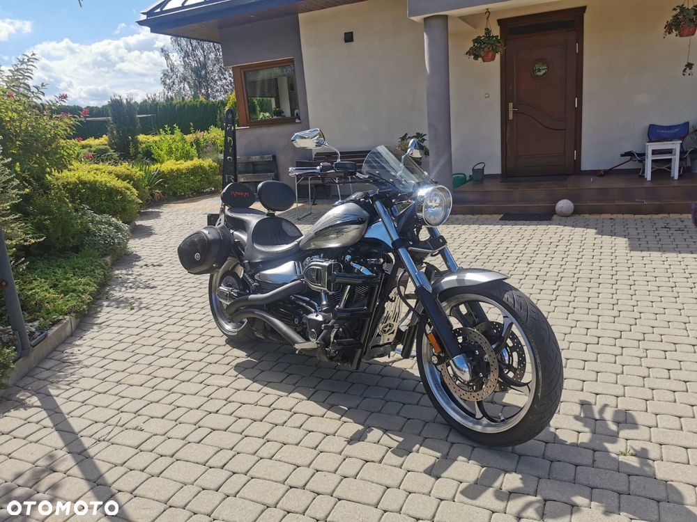 Yamaha Raider - 1
