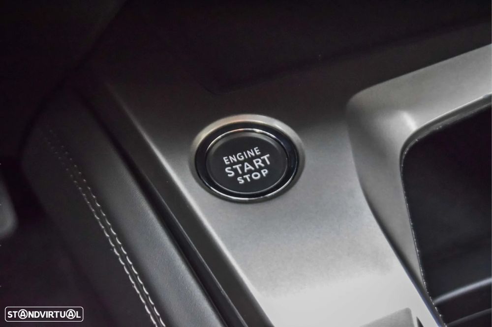 Peugeot 308 1.2 PureTech Allure - 17