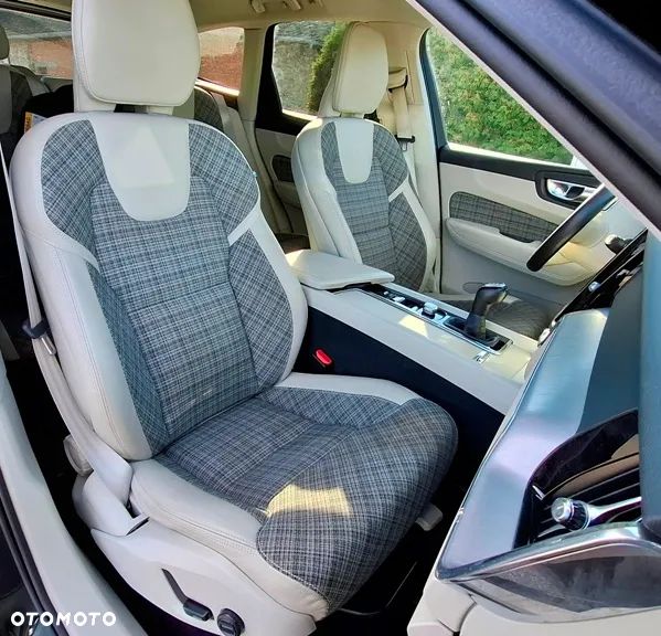 Volvo XC 60 D4 Inscription - 22