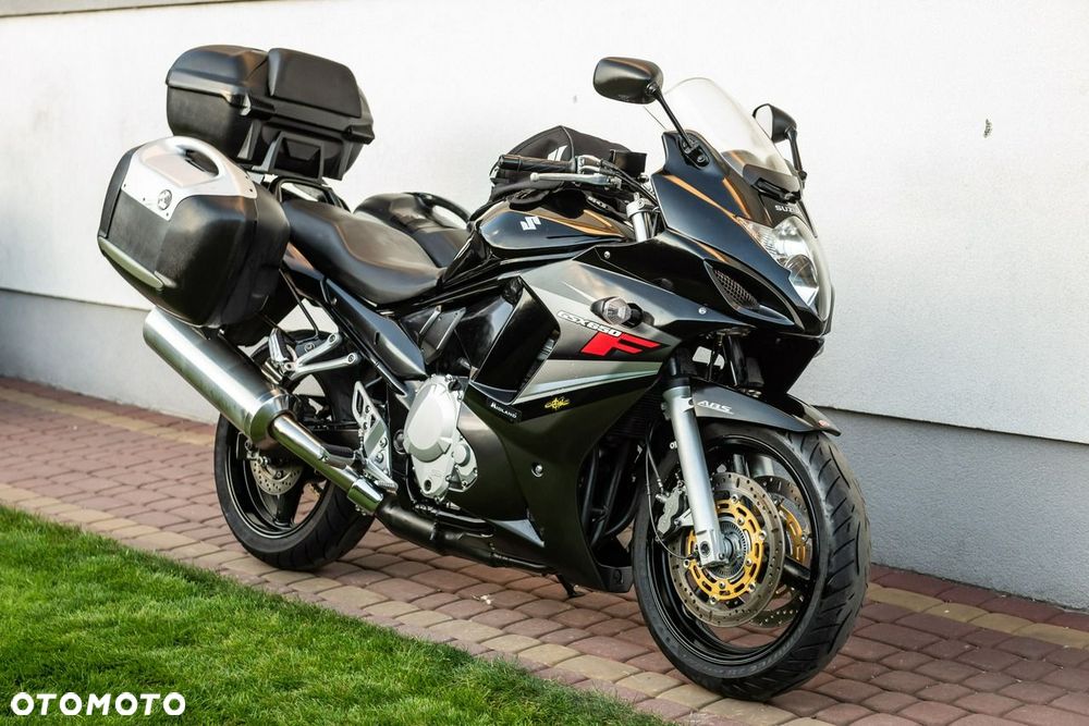 Suzuki GSX - 1