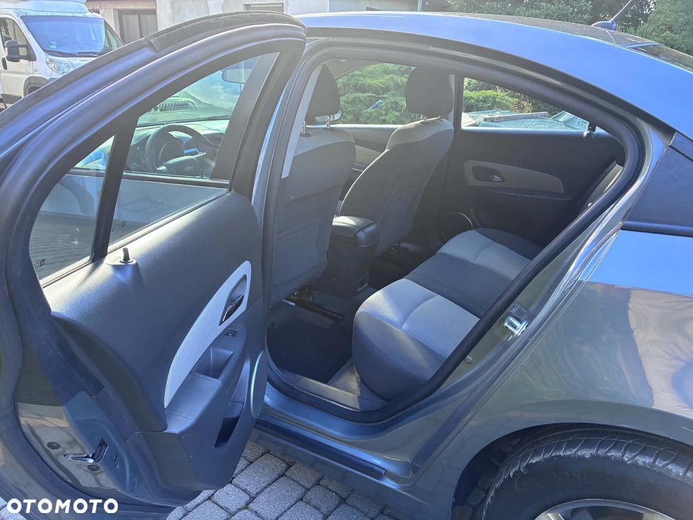 Chevrolet Cruze 2.0 VDCi LS - 15