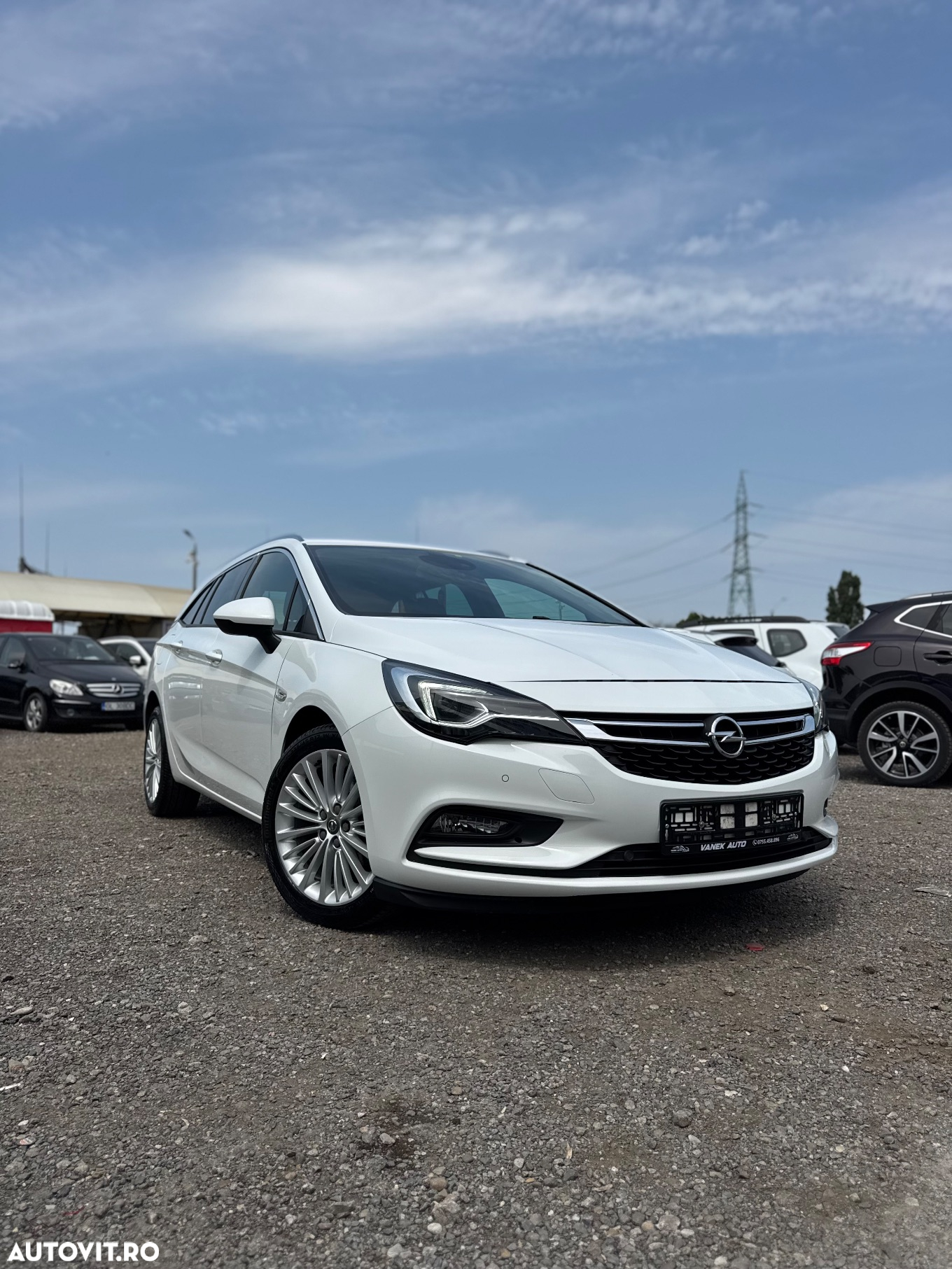 Opel Astra 1.6 D (CDTI) Automatik Innovation - 19