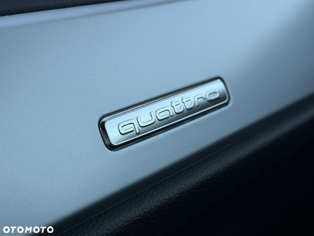 Audi Q3 35 TDI Quattro - 36