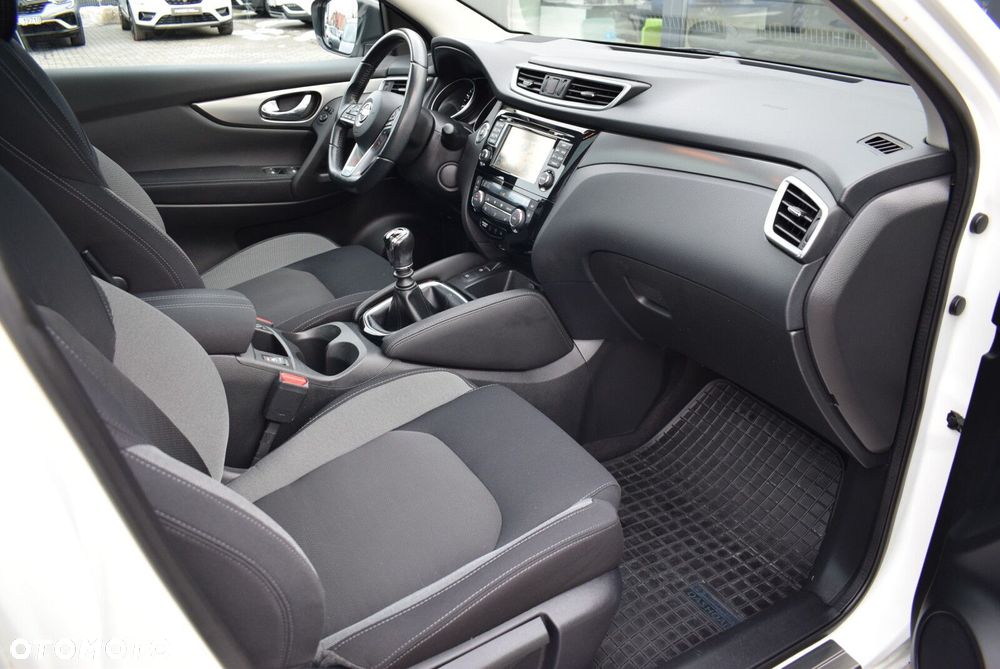 Nissan Qashqai 1.2 DIG-T N-Connecta - 13