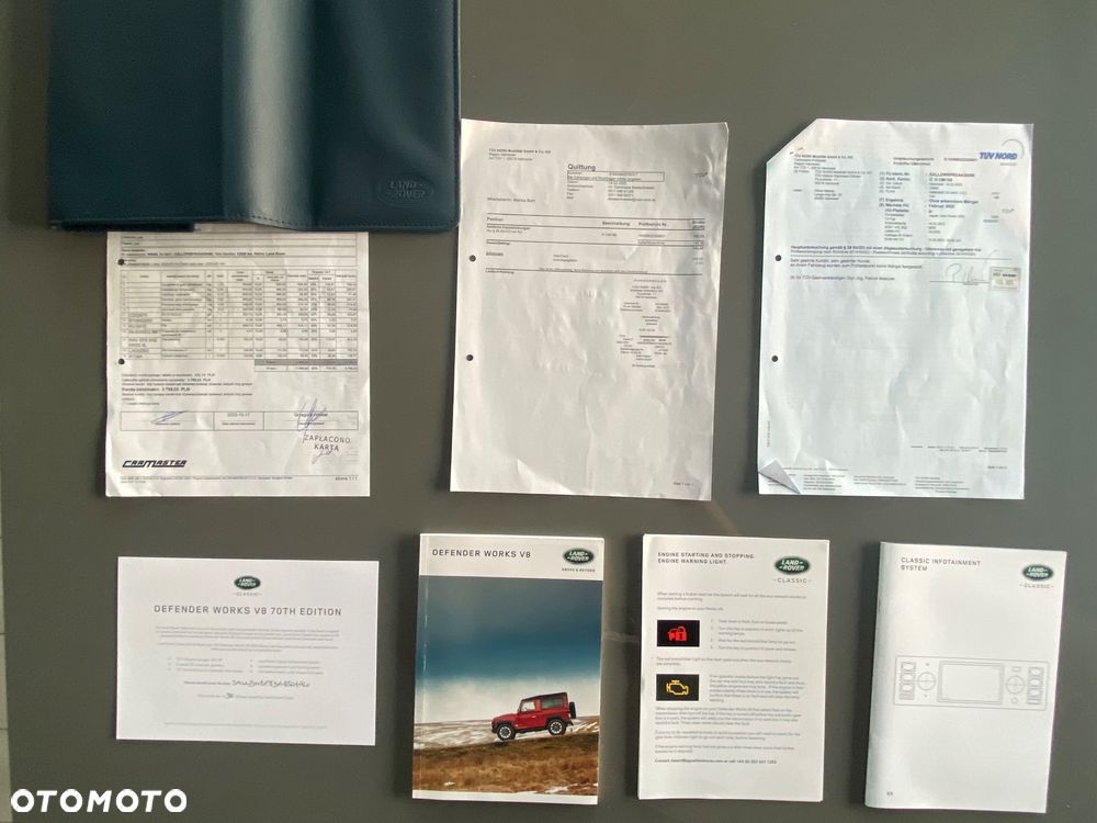 Land Rover Defender - 14