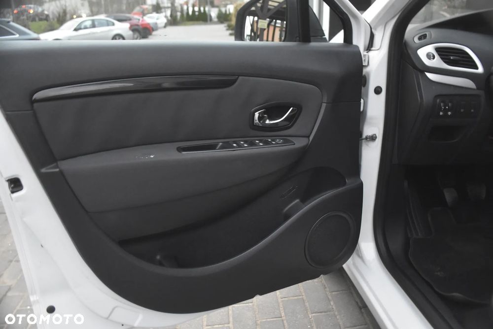 Renault Scenic 1.5 dCi Authentique - 21