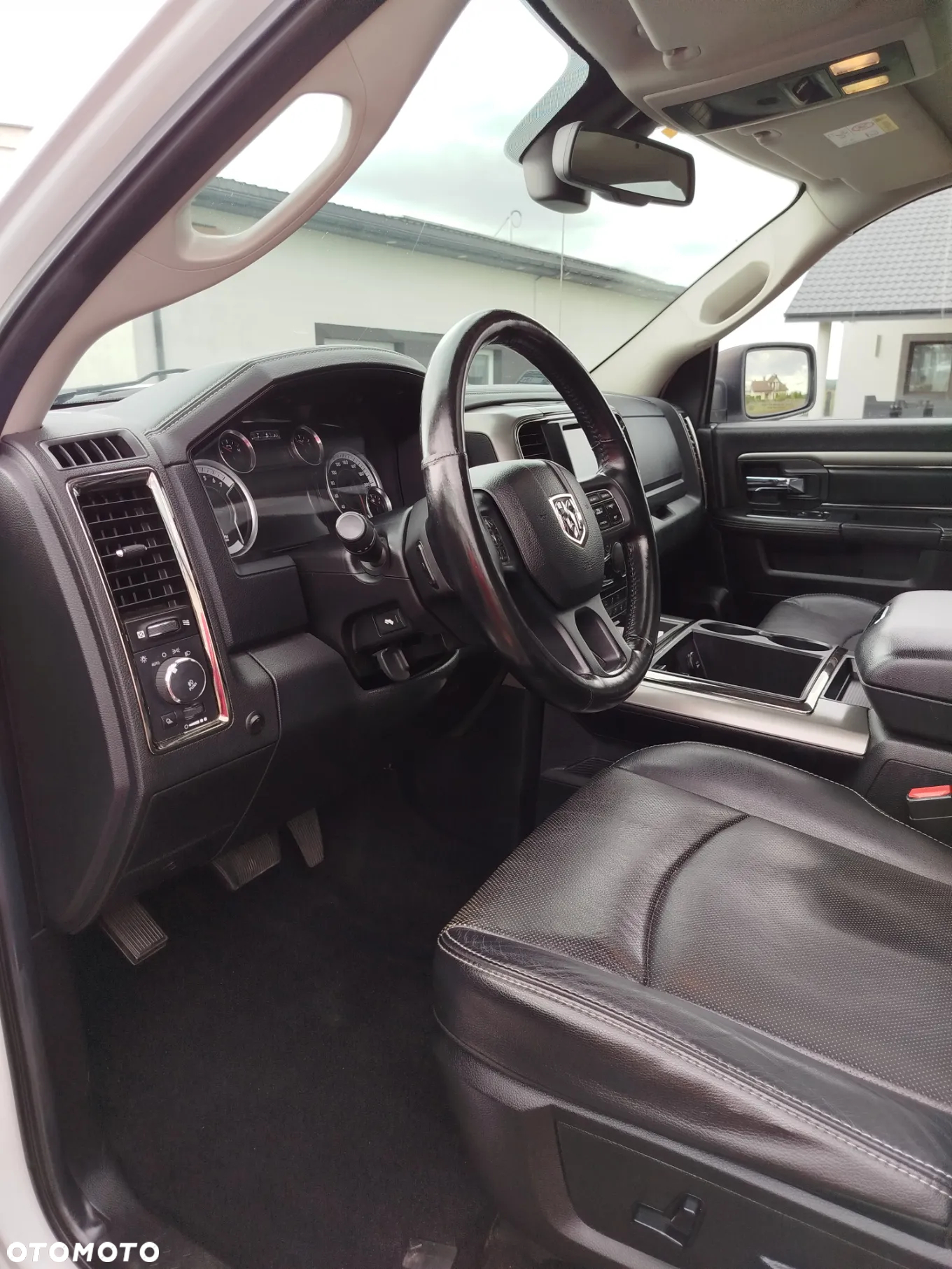 Dodge RAM 1500 5.7 4x4 - 20
