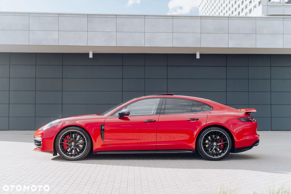 Porsche Panamera GTS - 1