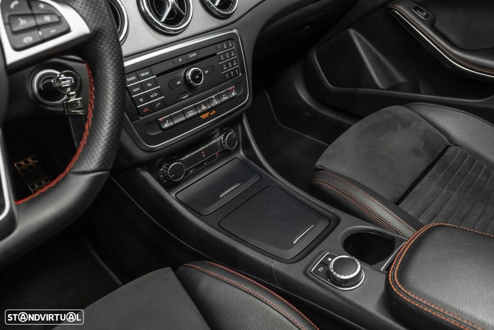 Mercedes-Benz CLA 220 d Shooting Brake AMG Line Aut. - 18