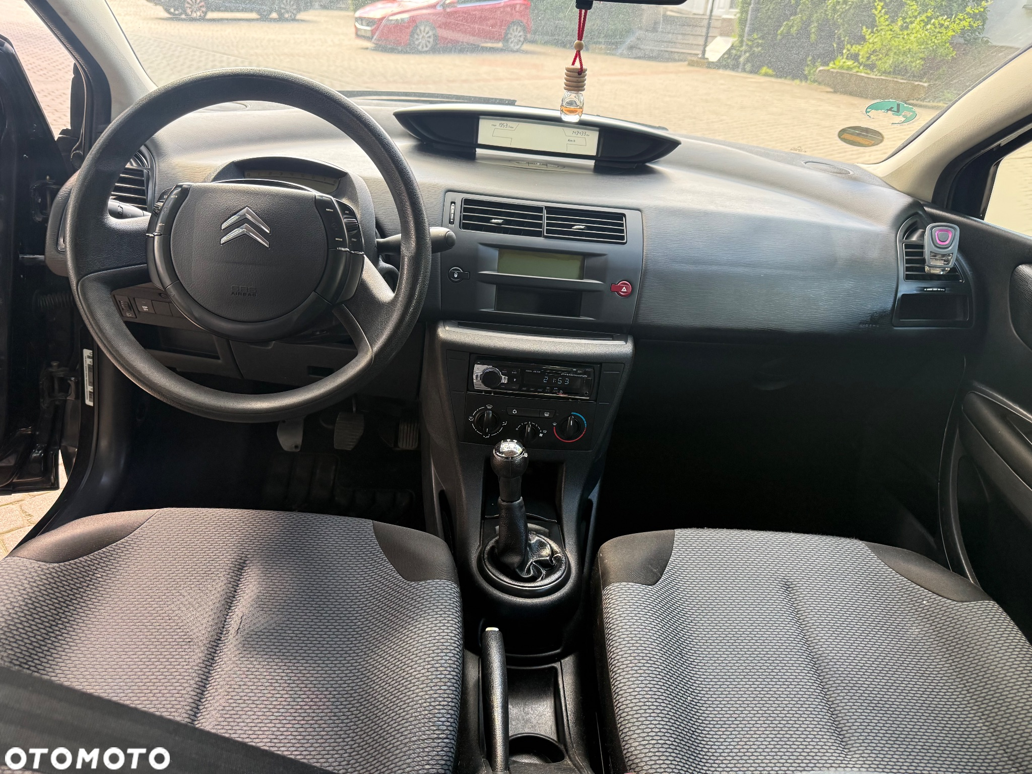 Citroën C4 1.4 16V Impress - 10