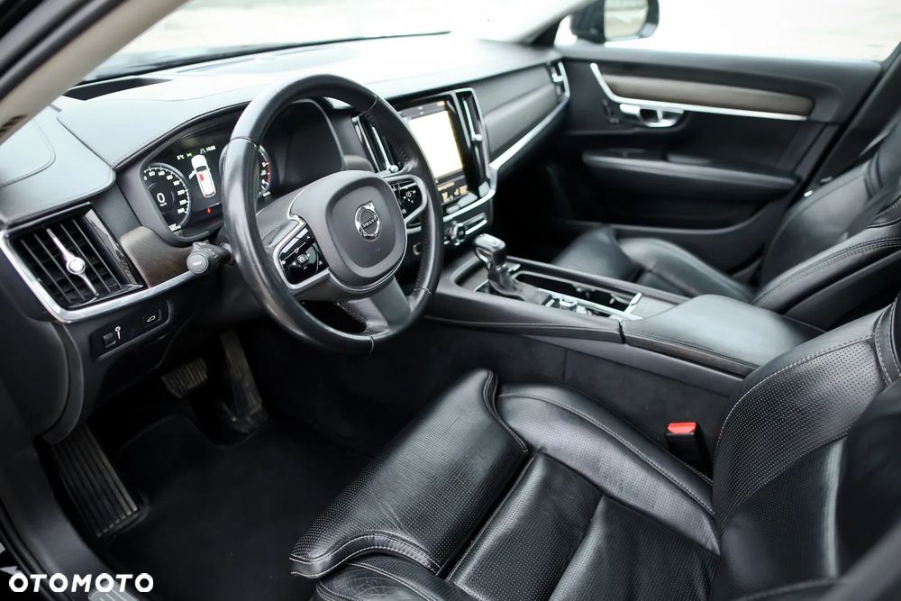Volvo V90 Cross Country D5 SCR AWD Pro - 17