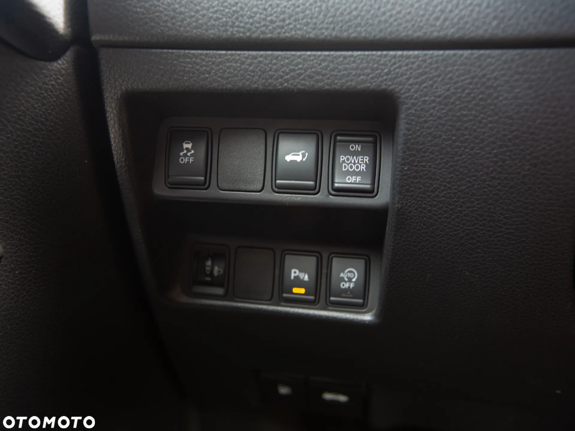 Nissan X-Trail 2.0 dCi ALL-MODE 4x4i N-Vision - 25