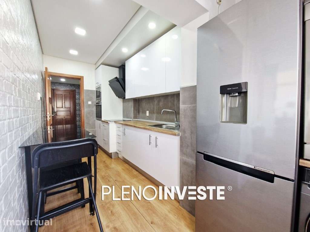 T2 remodelado com excelentes áreas na Torre da Marinha - Grande imagem: 2/28