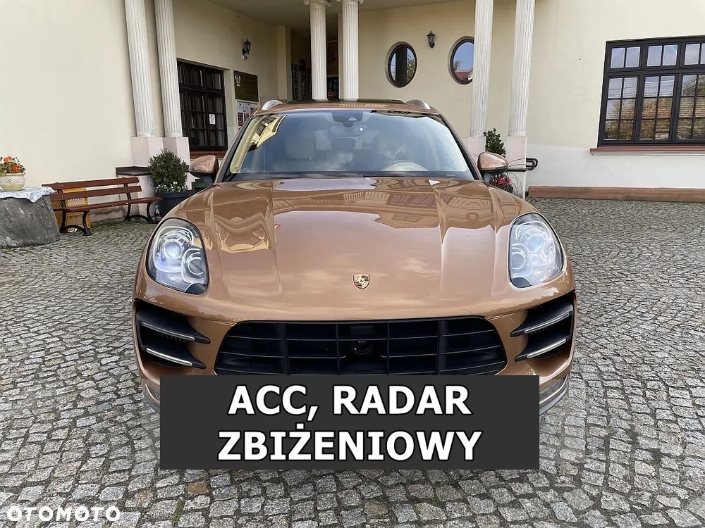 Porsche Macan Turbo PDK - 29