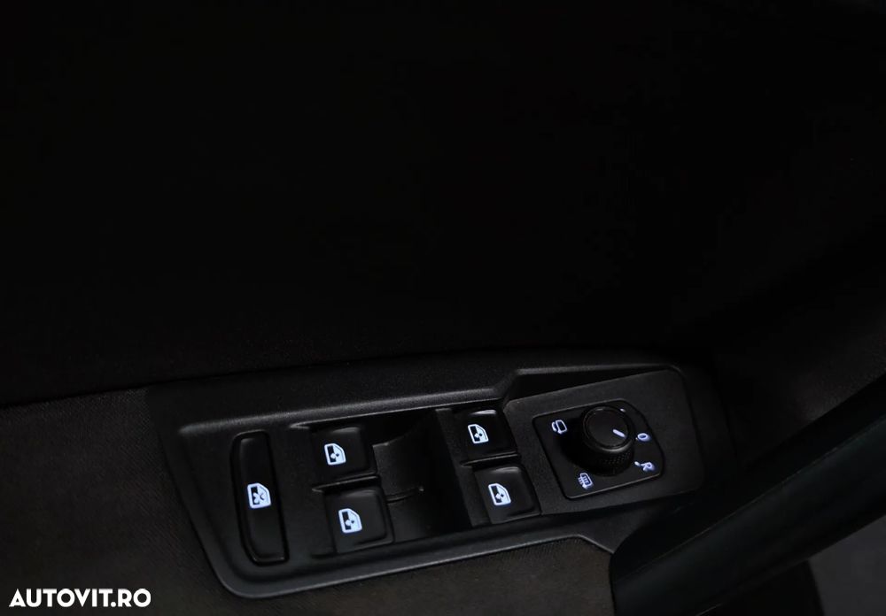 Volkswagen Tiguan 2.0 TDI SCR DSG Life - 27