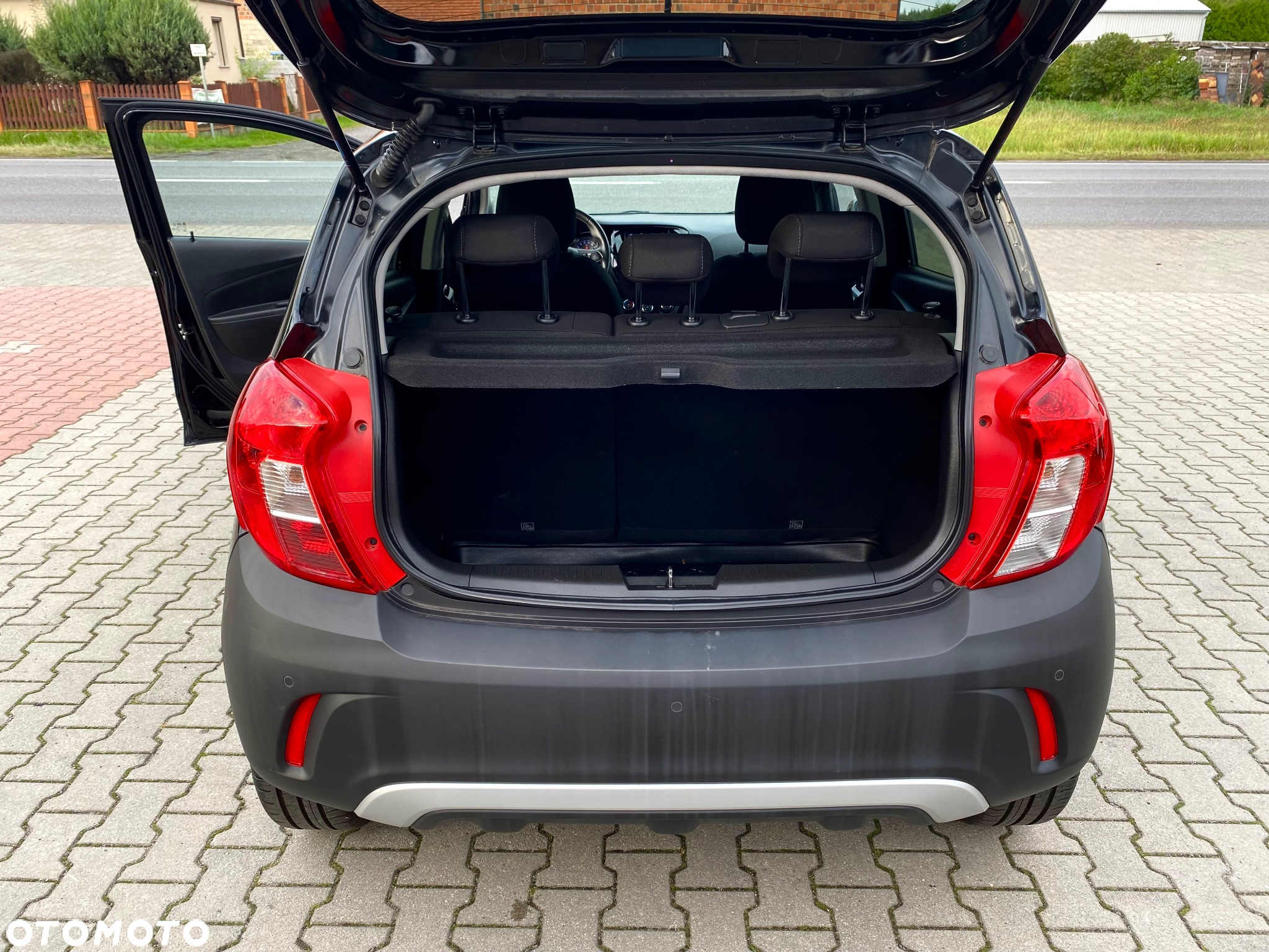 Opel Karl 1.0 Rocks - 10