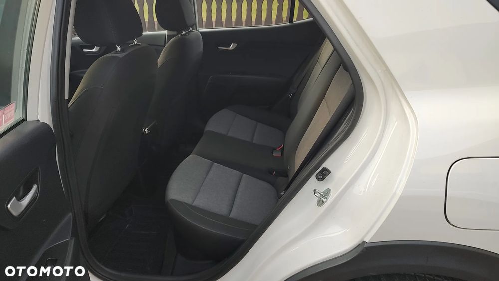 Kia Stonic 1.2 L Business Line - 9