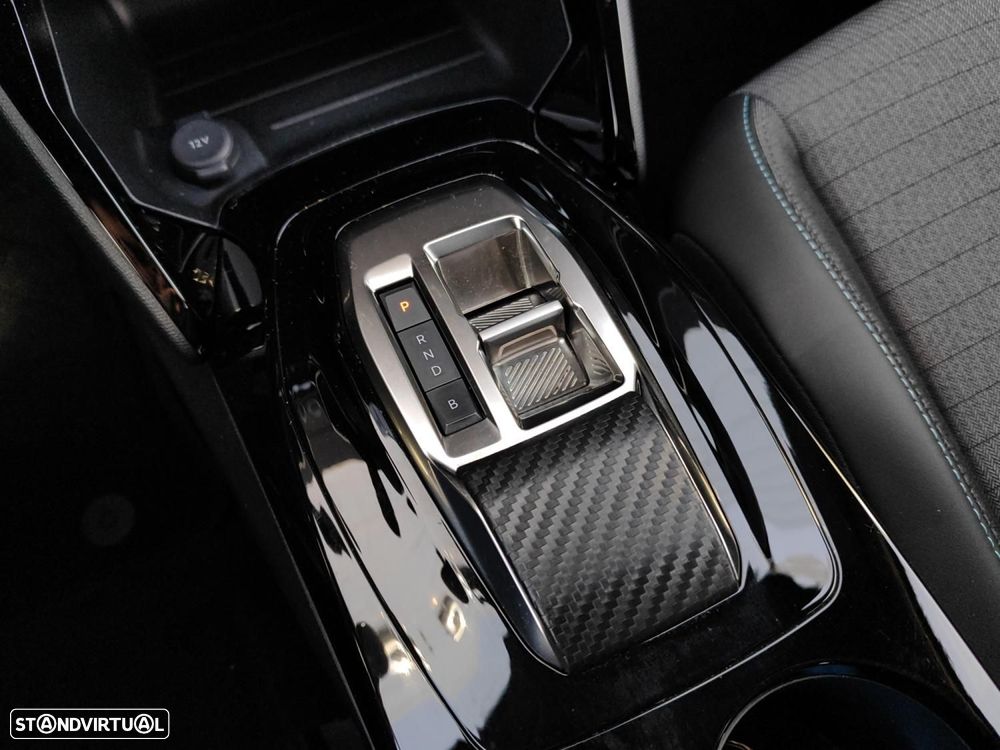 Peugeot e-2008 50 kWh Allure Pack - 18