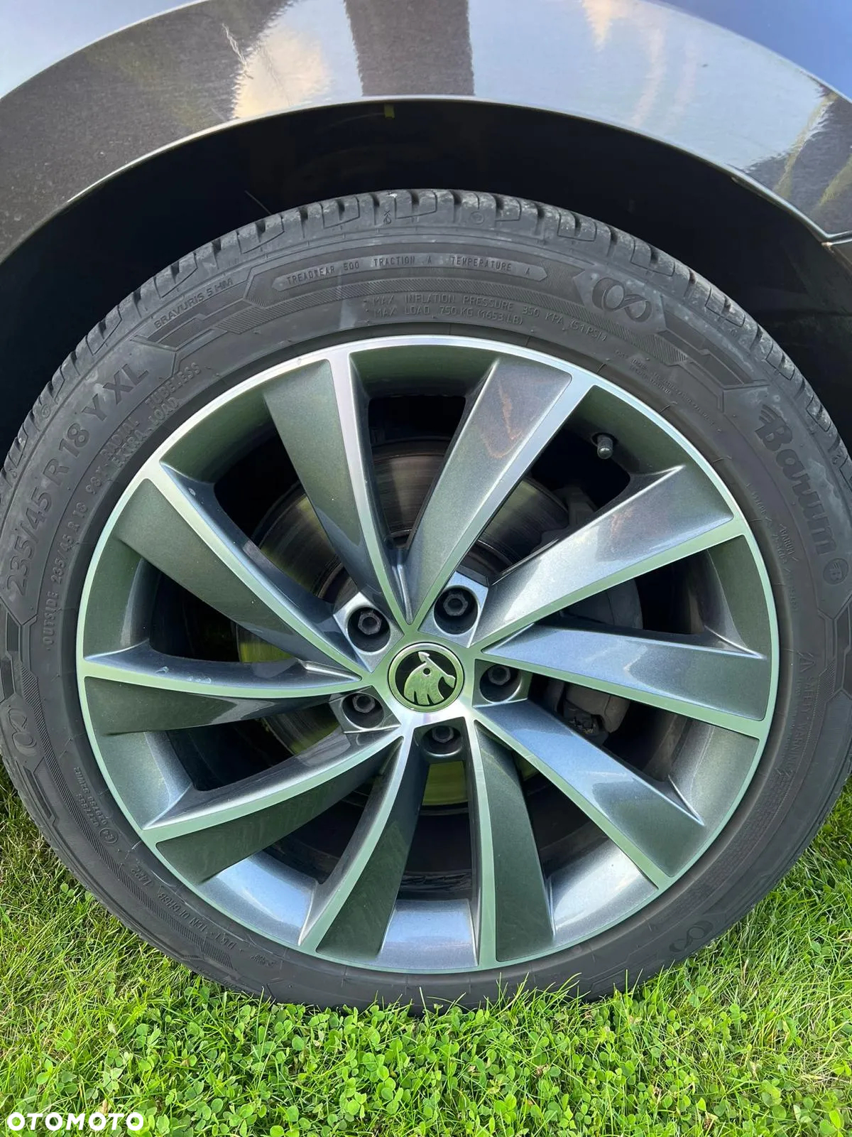 Skoda Superb 2.0 TDI SCR Style DSG - 22