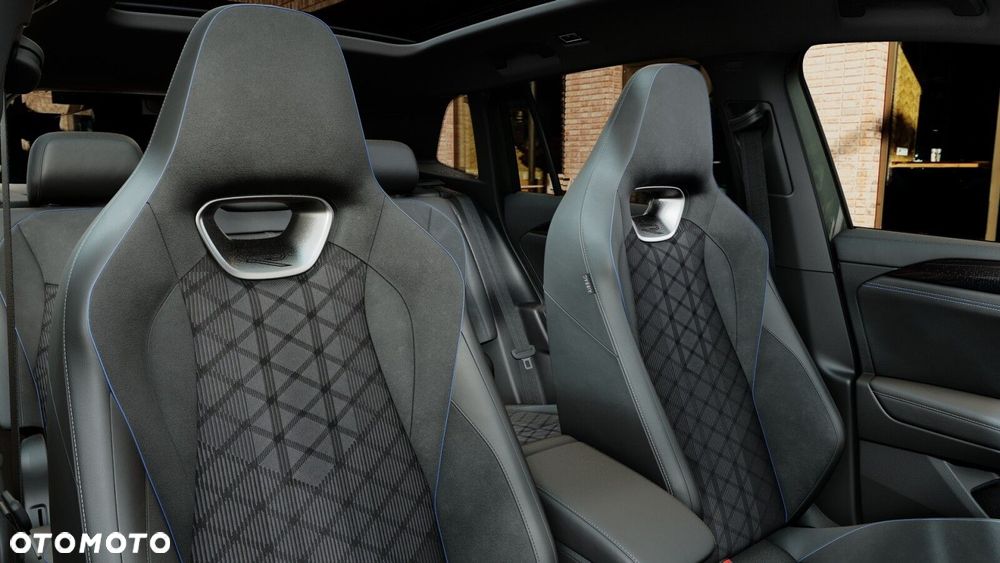 Volkswagen Tiguan - 12