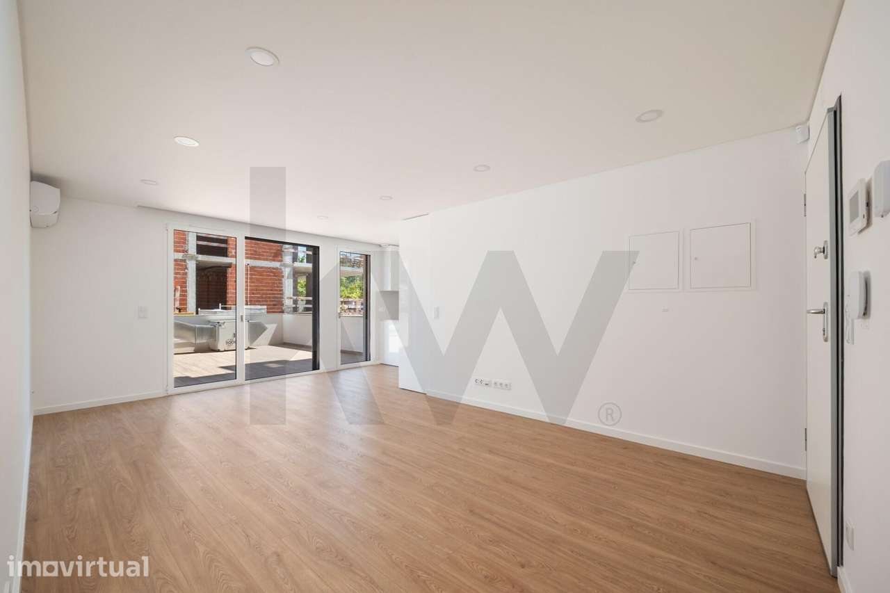 Luminoso Apartamento T2 NOVO com Terraço e Garagem Fechada — Quinta de - Grande imagem: 4/30